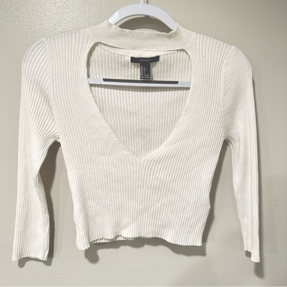 Forever 21 Crop sweater top size: large